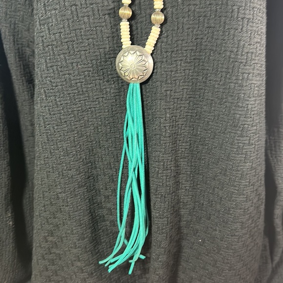 West co western style necklace - Picture 3 of 5